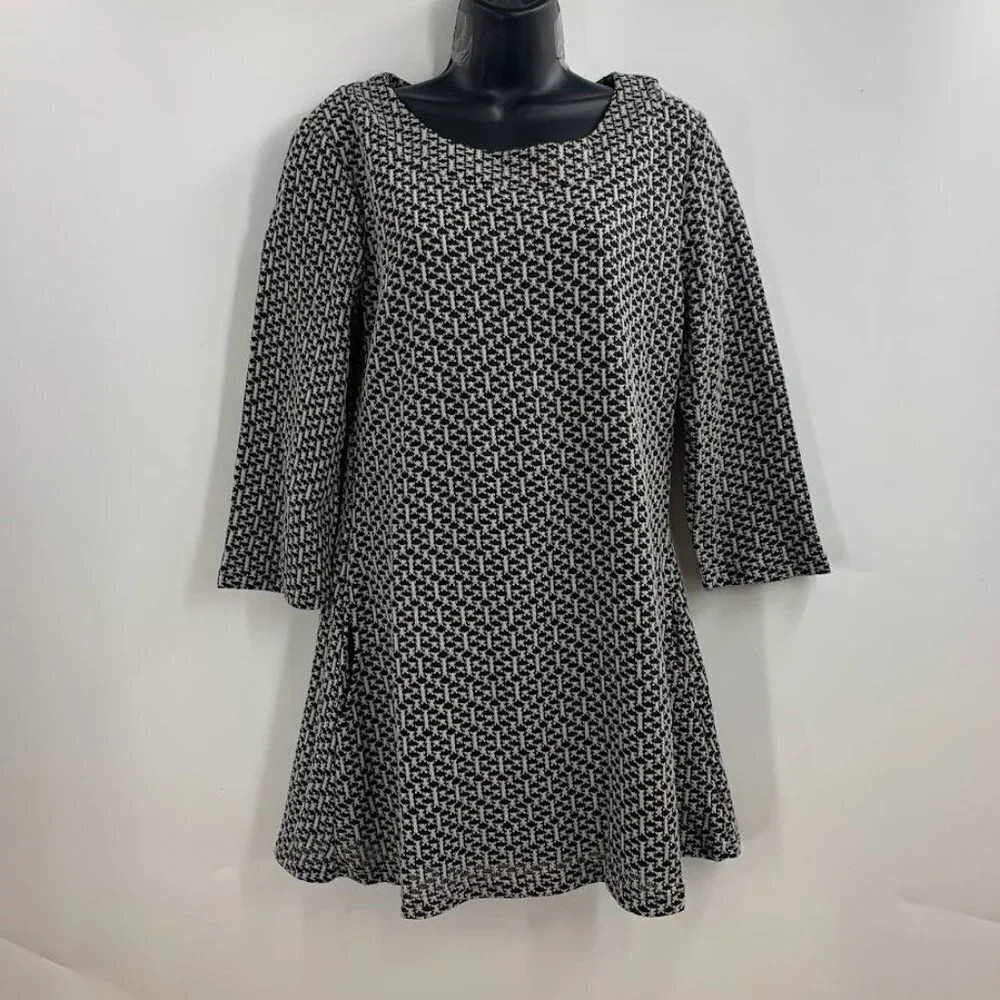 Papillon Women's Textured 3/4 Sleeve Round Neck Mini Dress Size L‎ NWT